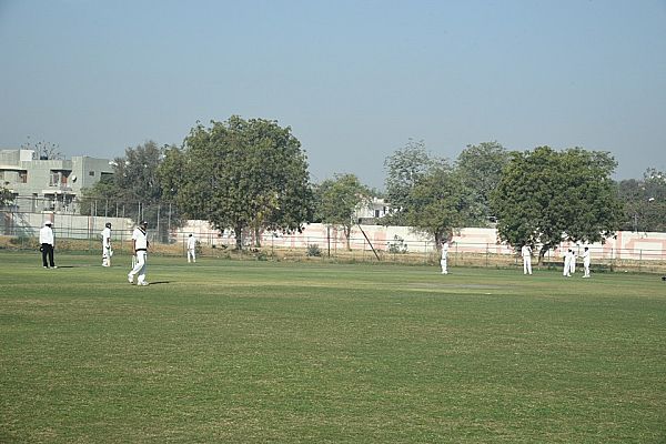 KL Saini Ground Mansarovar