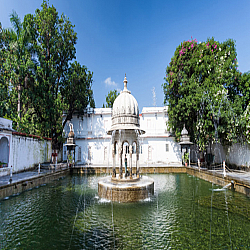 Sahliyon Ki Bari Udaipur