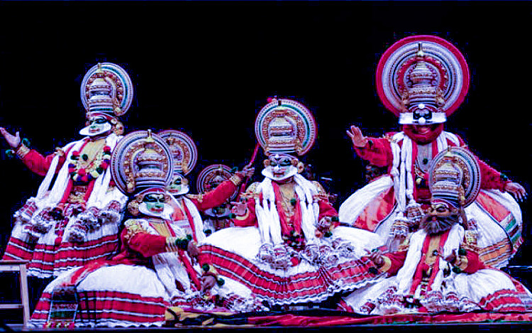 State-Dance-of-Kerala